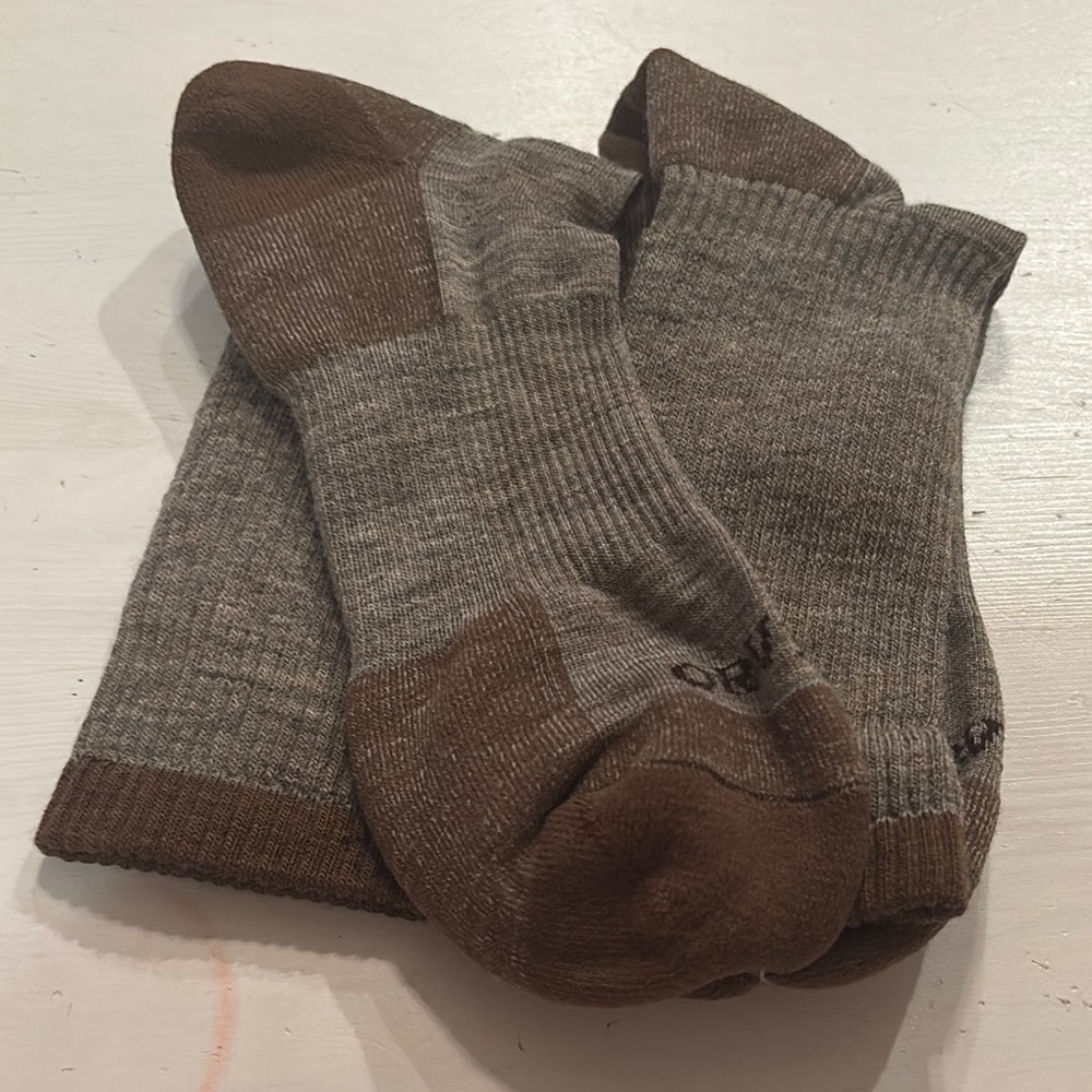 NWOT Orvis wool socks